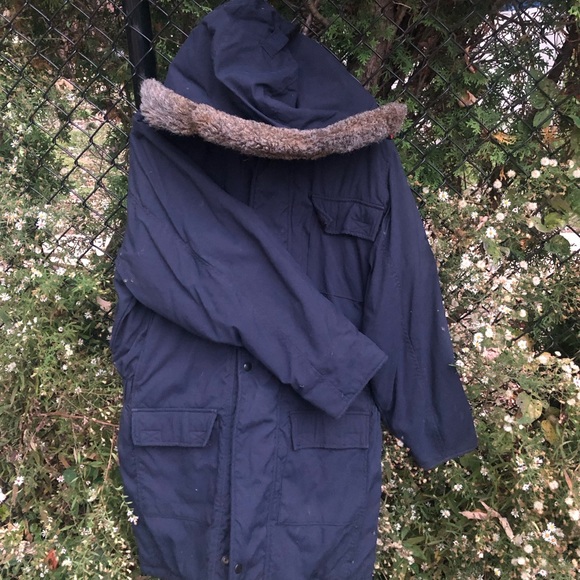 **Dark Blue Warm Winter Coat - Priced to Sell** - Picture 2 of 4